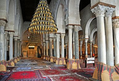 1280px-Great_Mosque_of_Kairouan,_prayer_hall